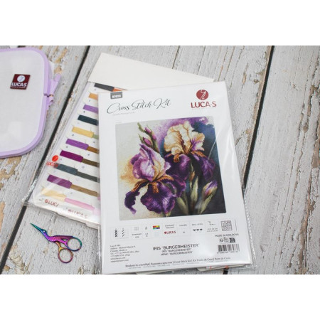 Embroidery kit Iris Burgemeister