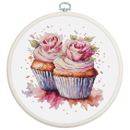 Embroidery kit Cupcakes
