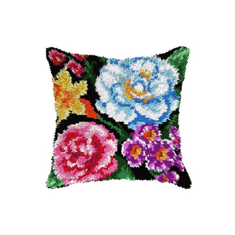 Latch hook cushion kit flowers 4228 Latch hook cushion kit flowers 4228