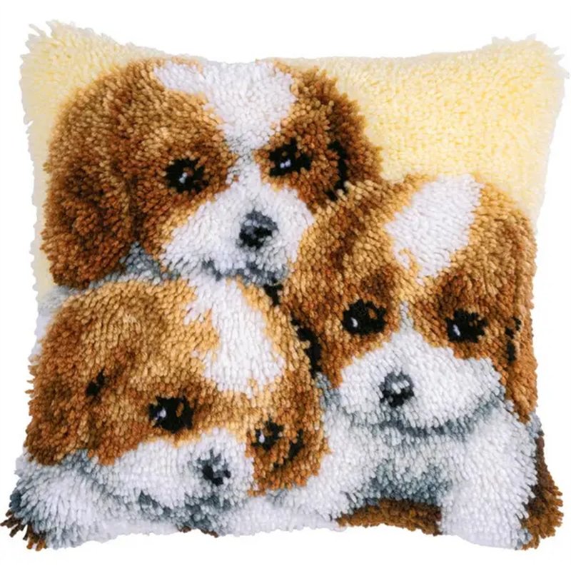 Kit coussin au point noué 3 chiens 145646 Kit coussin au point noué 3 chiens 145646