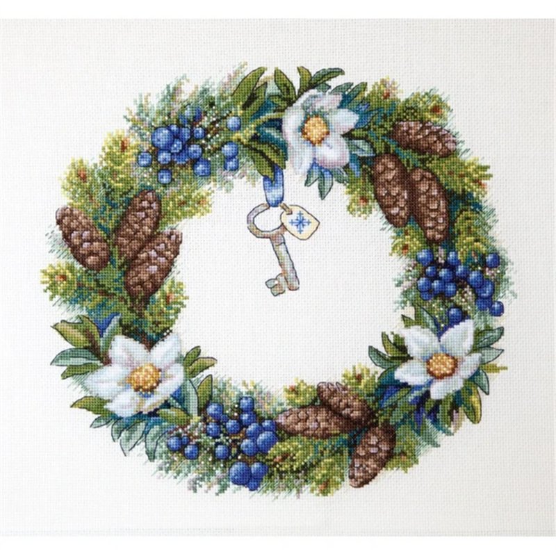 Embroidery kit Winter Wreath Embroidery kit Winter Wreath
