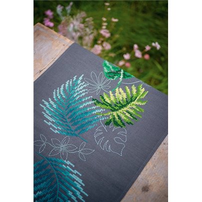 Table runner kit Botanical leaves