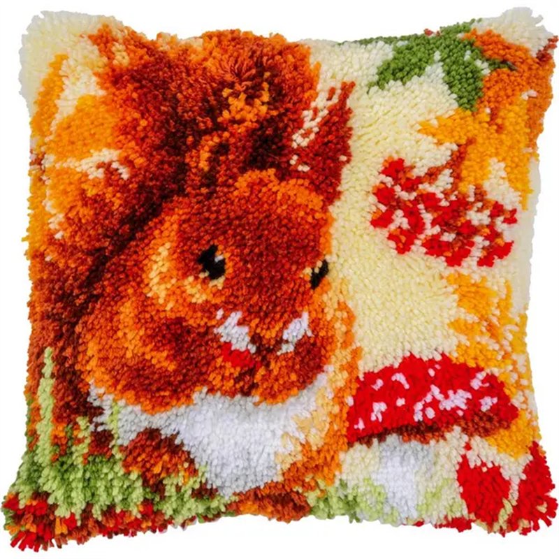 Latch hook cushion kit Squirrel in autumn 206643 Latch hook cushion kit Squirrel in autumn 206643