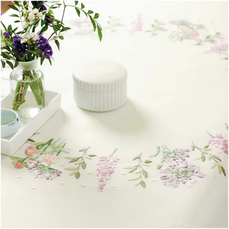 Vorgezeichneter Deckepackung Blumenkranz Vorgezeichneter Deckepackung Blumenkranz